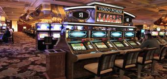 Videopoker: Bankroll-størrelse, Varians, Tilbagebetaling og Risiko for Ruin