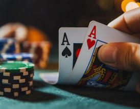 Varians og tilbagebetalingsprocent i videopoker – forstå tallene bag spillet