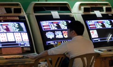 Fordele og ulemper ved at spille videopoker med sekventielle royals