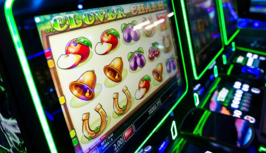 Slots 1